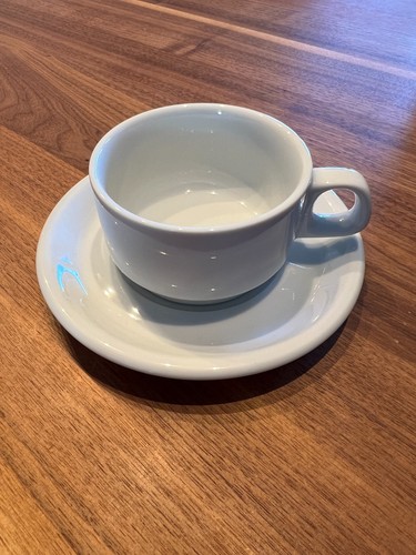 Kaffeetasse mit untertasse - kaffeetasse,